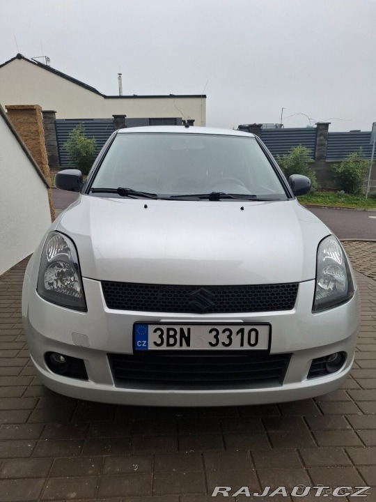 Suzuki Swift 1,3   GL | klima | navi | 2006