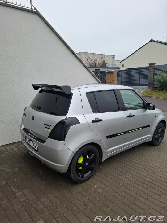 Suzuki Swift 1,3   GL | klima | navi | 2006