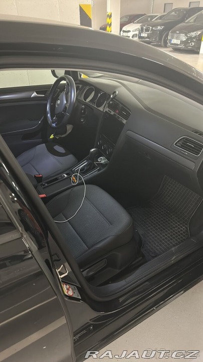 Volkswagen Golf  2020