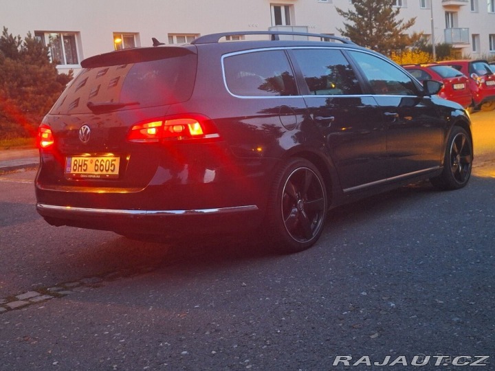 Volkswagen Passat 2,0   B7 2011
