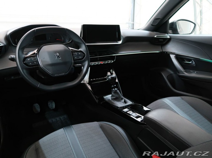 Peugeot 2008 1.2PureTech,75kW,ALLURE,M 1800