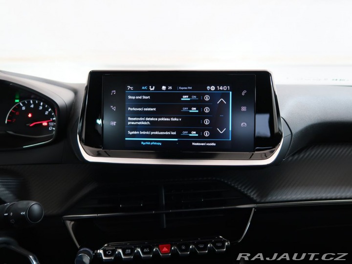 Peugeot 2008 1.2PureTech,75kW,ALLURE,M 1800