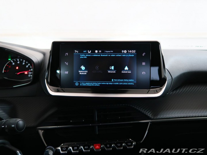 Peugeot 2008 1.2PureTech,75kW,ALLURE,M 1800