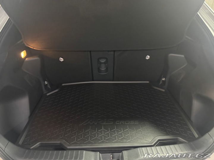 Toyota Yaris Cross STYLE 1.5 Hybrid FWD 116k 2025