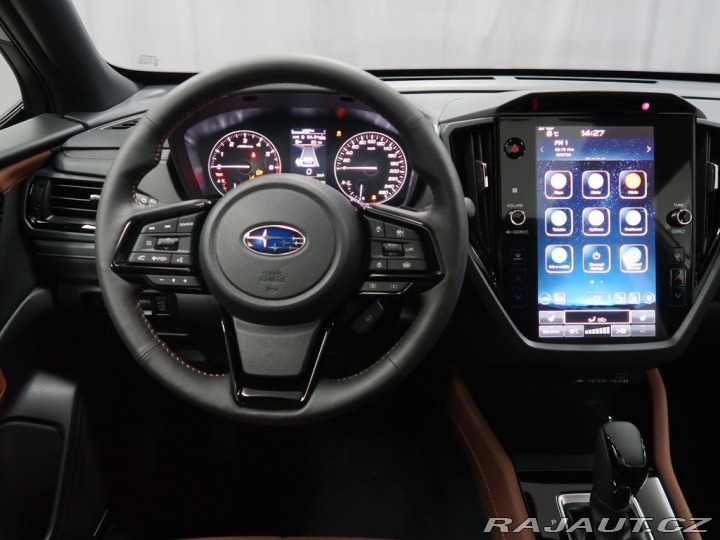 Subaru Forester TOURING 4X4. Dodání květe 2026