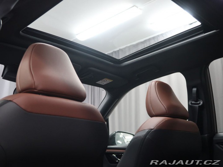 Subaru Forester TOURING 4X4. Květen + 0% 2026