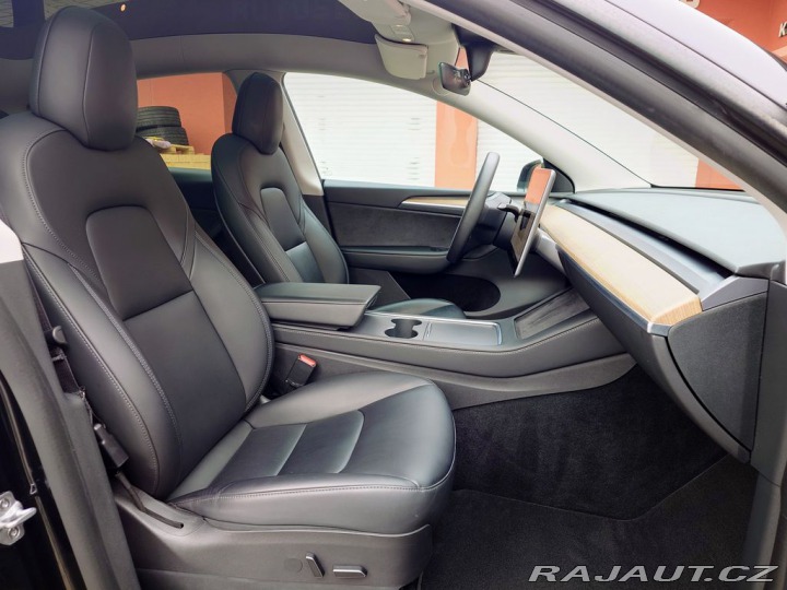 Tesla Model Y L.Range D. Motor 378kW PR 2022