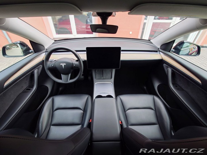 Tesla Model Y L.Range D. Motor 378kW PR 2022