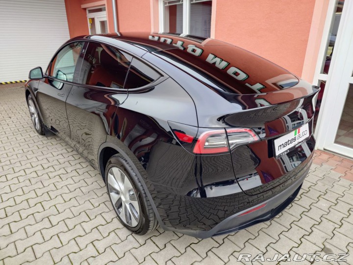 Tesla Model Y Long Range Dual Motor 378 2022