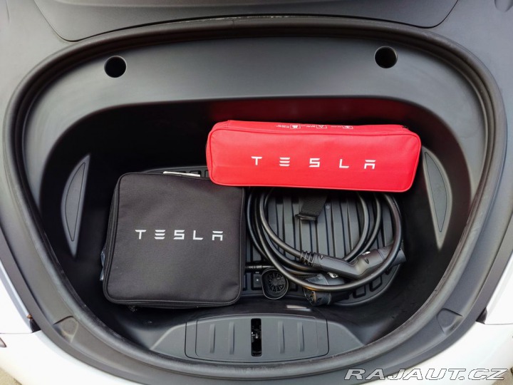 Tesla Model 3 Standard Plus 239 kW SOH 2021