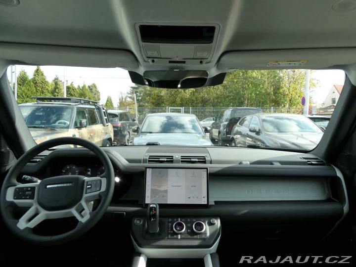 Land Rover Defender 110 3,0 S D200 2025