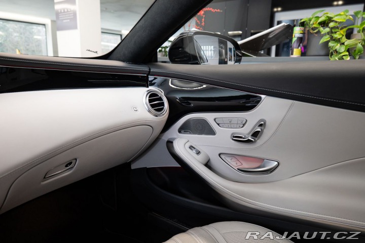 Mercedes-Benz S 4MATIC coupé 2016