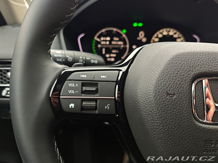 Honda Civic 2.0 e:HEV Elegance Tažné+ 2025