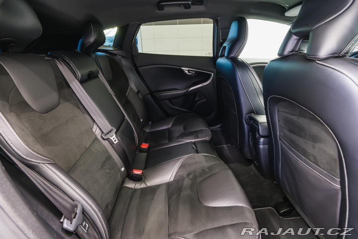 Volvo V40 D3 110kW R-design nez.top 2018