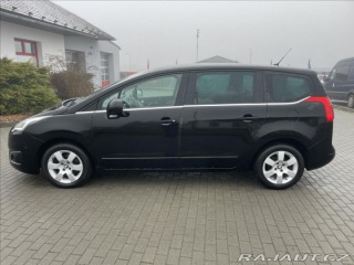 Peugeot 5008 2,0 HDi 110kw 7míst GPS L 2015