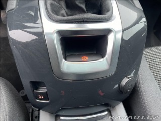 Peugeot 5008 2,0 HDi 110kw 7míst GPS L 2015