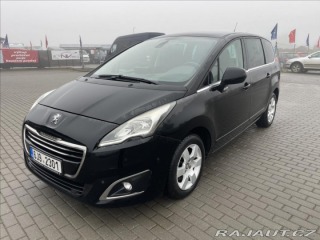 Peugeot 5008 2,0 HDi 110kw 7míst GPS L 2015