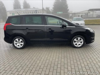 Peugeot 5008 2,0 HDi 110kw 7míst GPS L 2015