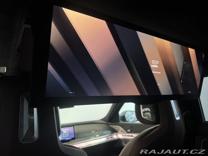 BMW i7 xDrive60 2024