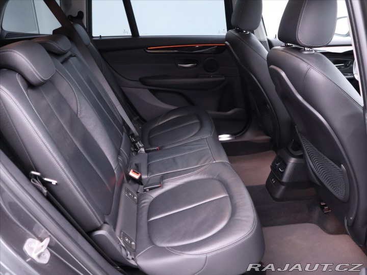 BMW 2 1,5 216d Automat CZ Kůže 2021