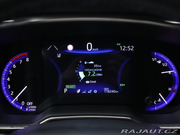 Toyota Corolla 2,0 e-CVT 112kW Executive 2021