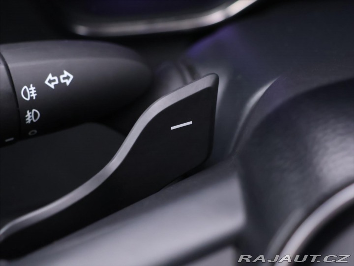 Toyota Corolla 2,0 e-CVT 132kW Executive 2021