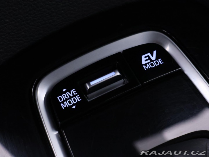 Toyota Corolla 2,0 e-CVT 112kW Executive 2021