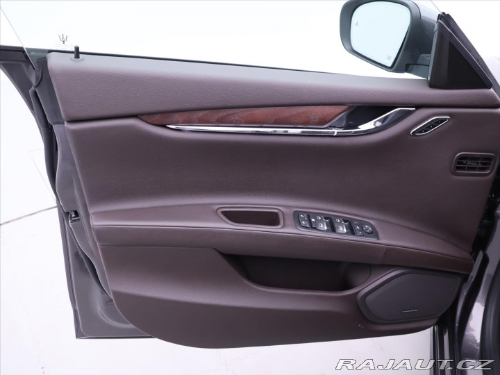 Maserati Quattroporte 3,0 Q4 316kW 4x4 LED  DPH 2018