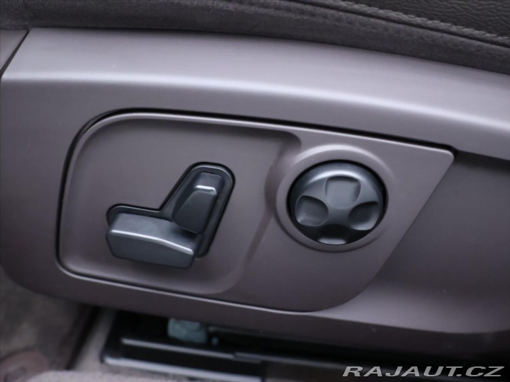 Maserati Quattroporte 3,0 Q4 316kW 4x4 LED  DPH 2018