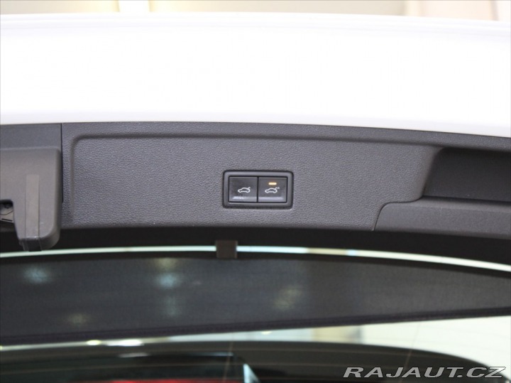 Volkswagen Touareg 3,0 TDi 210kW R-Line 56tk 2023