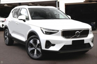 Volvo XC40 2,0   B3 CORE