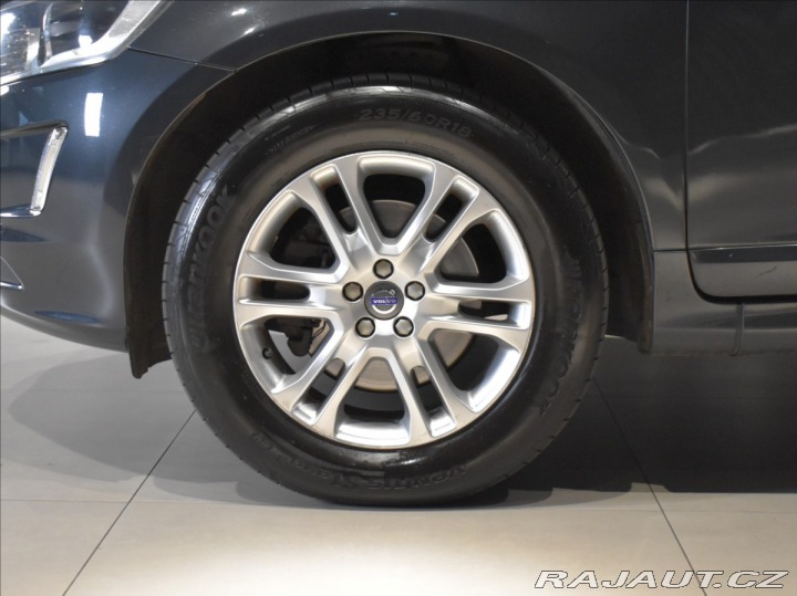 Volvo XC60 2,0 D3 Momentum 5.Válec 2015