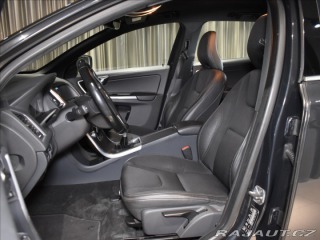 Volvo XC60 2,0 D3 Momentum 5.Válec 2015