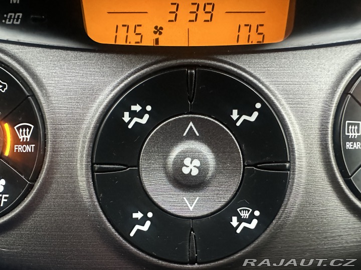 Toyota RAV4 2.2 D-4D 4x4/1MAJ/NAVI/Vý 2012