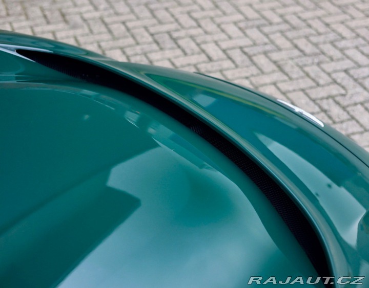 Aston Martin Ostatní modely V12 Vantage | 1/333 ks - 2023