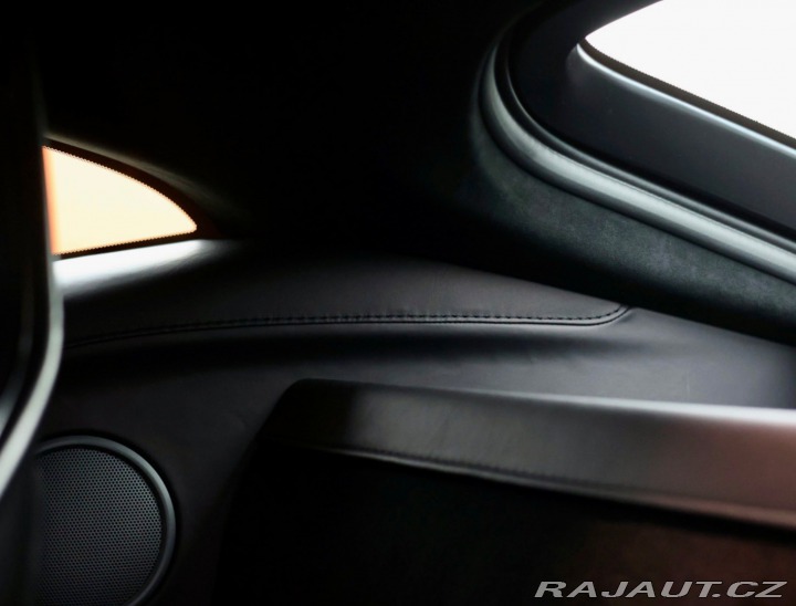 Aston Martin Ostatní modely V12 Vantage | 1/333 ks - 2023