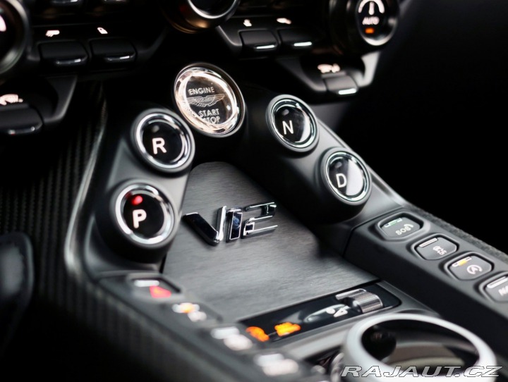 Aston Martin Ostatní modely V12 Vantage | 1/333 ks - 2023
