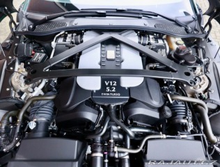 Aston Martin Ostatní modely V12 Vantage | 1/333 ks - 2023