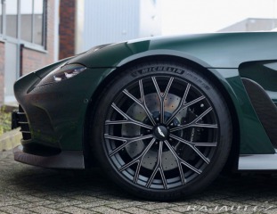 Aston Martin Ostatní modely V12 Vantage | 1/333 ks - 2023