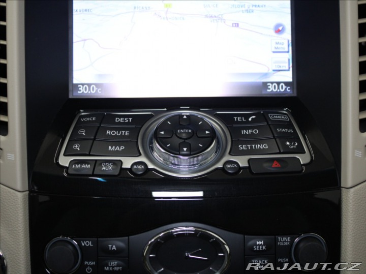 Infiniti Ostatní modely QX70 3,0 D V6 4x4 Premium PANO 2014