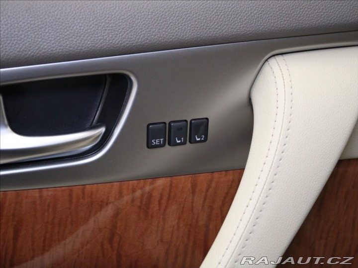 Infiniti Ostatní modely QX70 3,0 D V6 4x4 Akční CENA! 2014