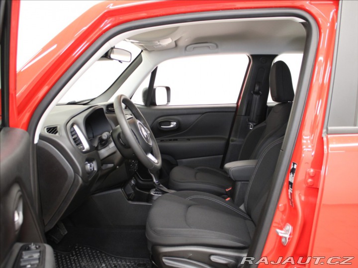Jeep Renegade 1,5 Turbo e-Hybrid AT 19t 2023