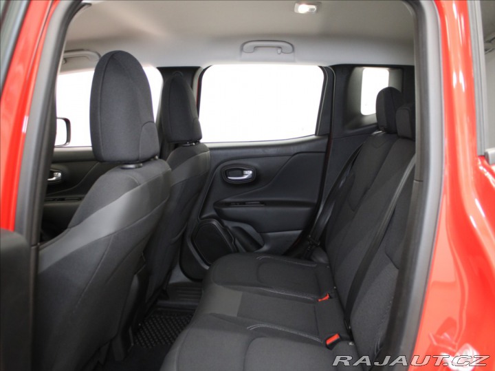 Jeep Renegade 1,5 Turbo e-Hybrid AT 19t 2023