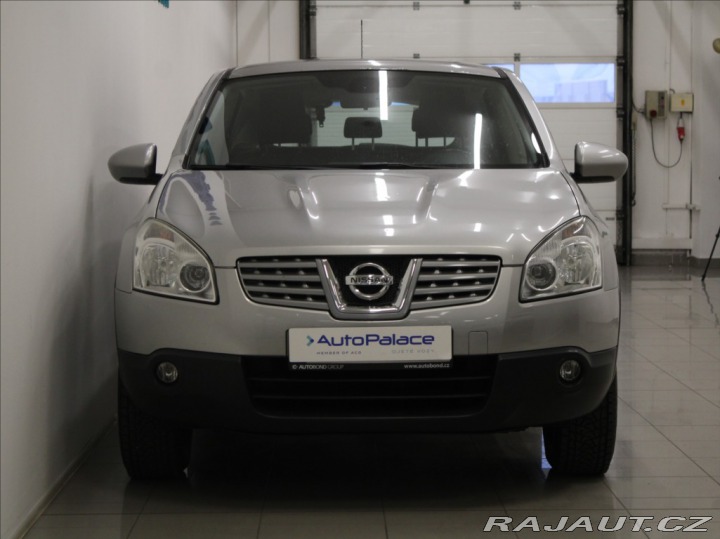 Nissan Qashqai 1,6 i 84kW Nové STK Tažné 2010