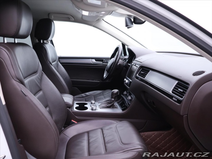 Volkswagen Touareg 3,0 TDI V6 193kW DSG R-Li 2015