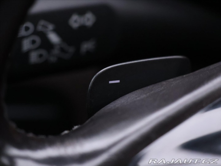 Volkswagen Touareg 3,0 TDI V6 193kW DSG R-Li 2015