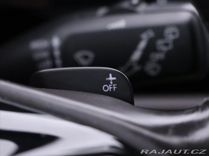 Volkswagen Touareg 3,0 TDI V6 193kW DSG R-Li 2015