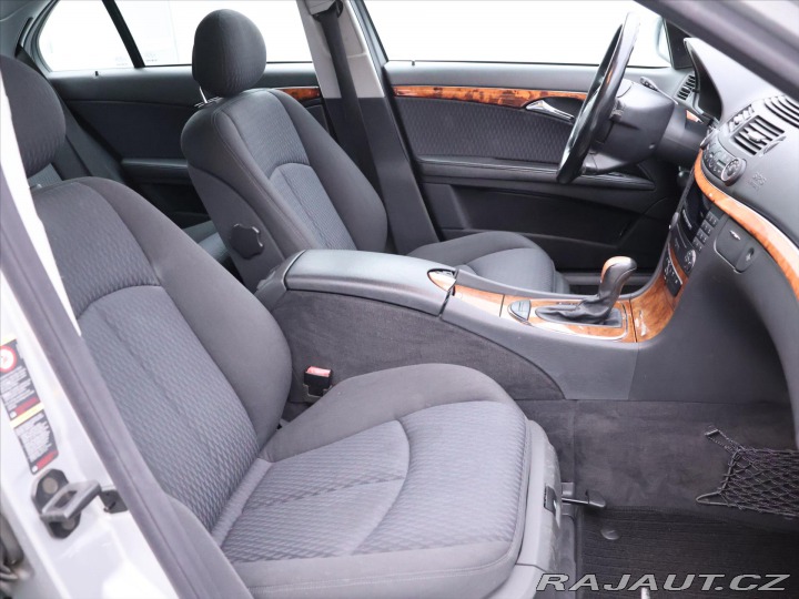 Mercedes-Benz E 2,2 220CDI 110kW Aut. Ele 2003