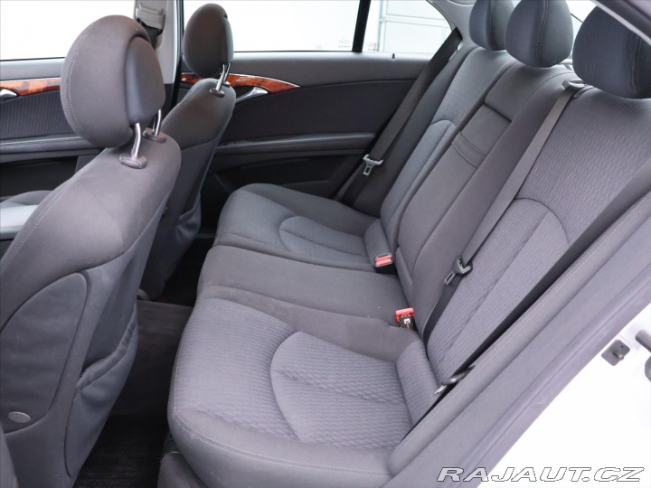 Mercedes-Benz E 2,2 220CDI 110kW Aut. Ele 2003