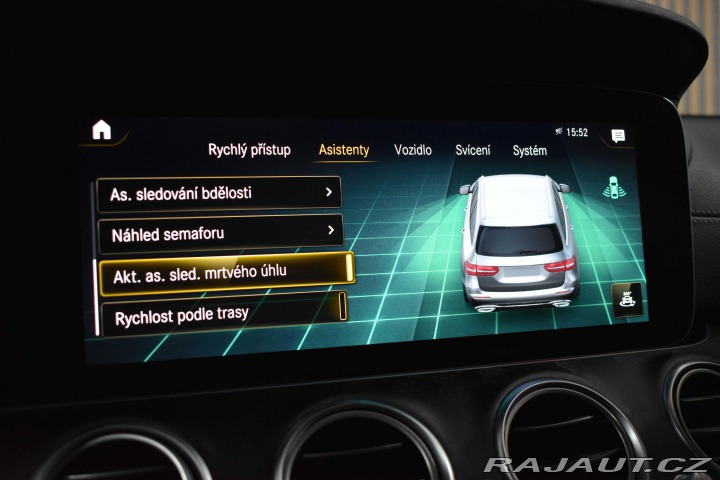 Mercedes-Benz E E 300d*REZERVACE* 2022